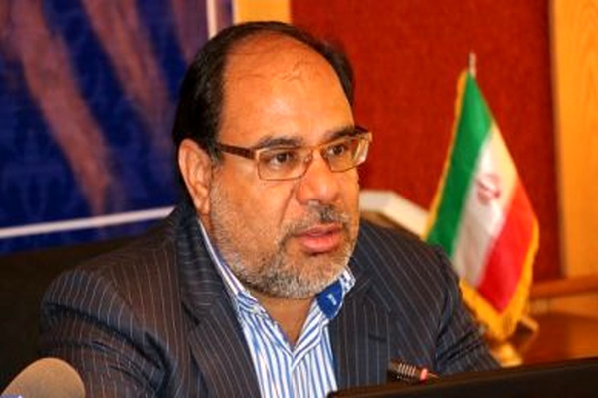 هوشنگ ملایی