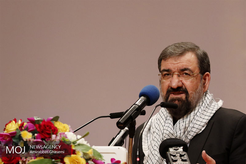 مطمئن هستیم که محاصره اقتصادی آمریکا را شکست خواهیم داد