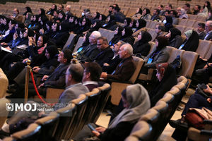 میزبانی کیش از نهمین دوره کنگره بین المللی رنگ و پوشش 