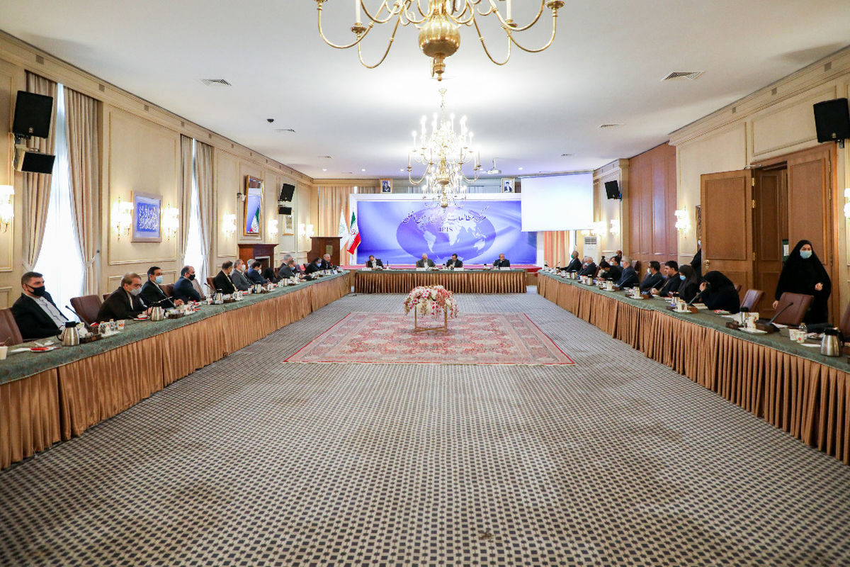 نشست ملی همایش ایران و همسایگان1