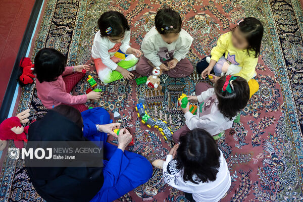 بیش از ۲۰۰۰ کودک به اقوام و خانواده‌های موقت واگذار شد