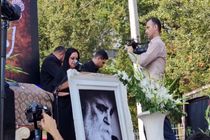 سایه با زبان و شعرش حرفهای خود را زده است