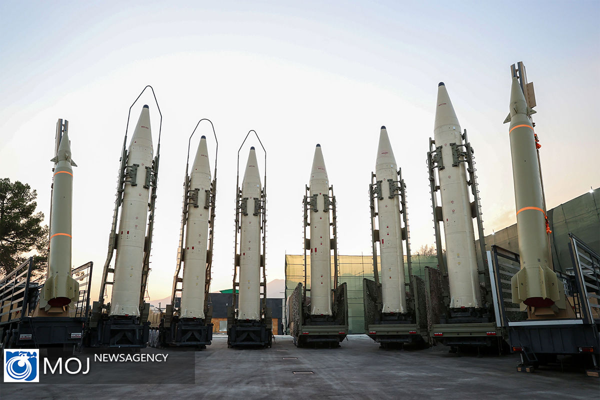 رونمایی از پهپاد «مهاجر10»