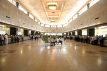 پرداخت سود سهامداران شرکت سرمایه گذاری خدمات انفورماتیک در شعب بانک صادرات ایران