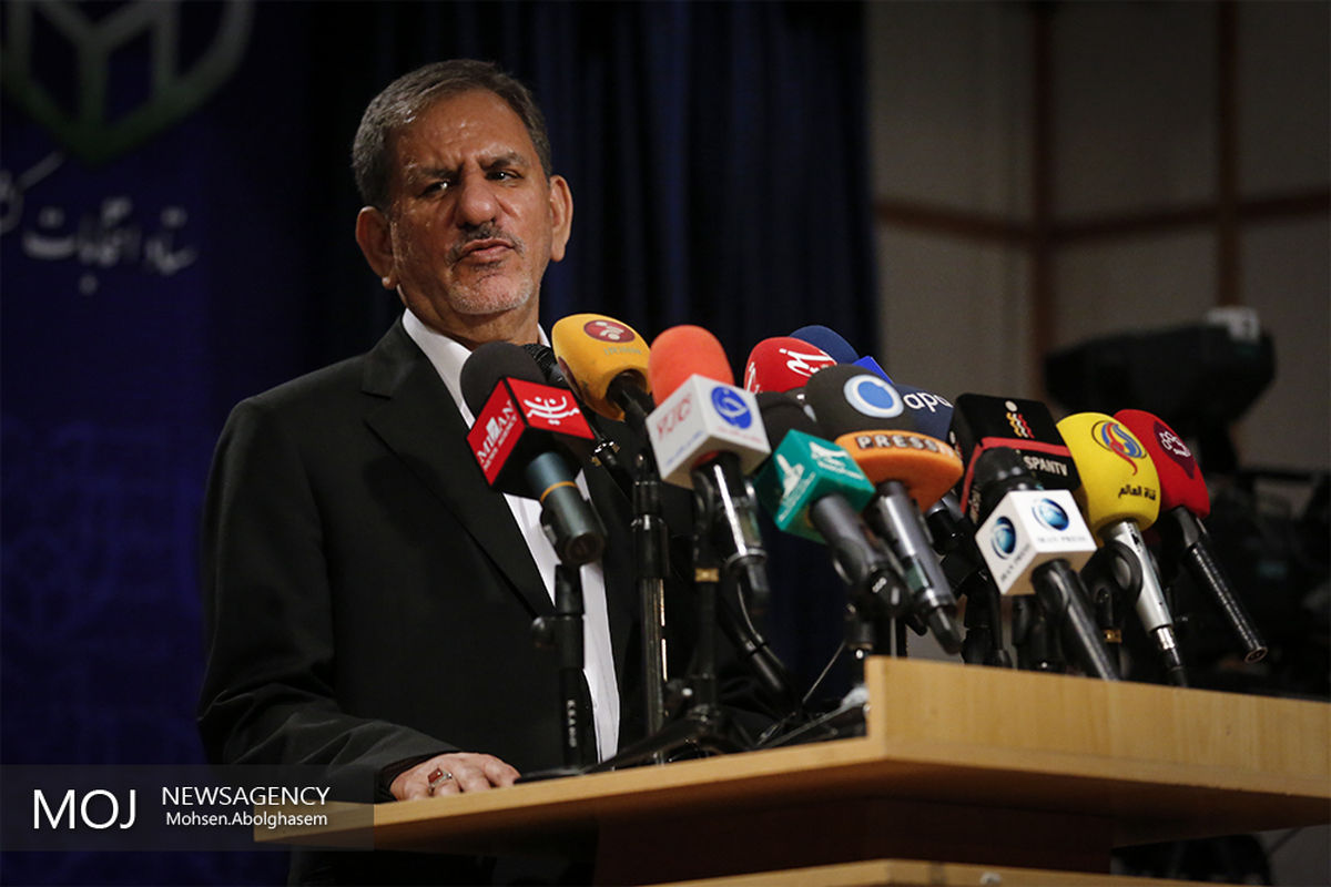 بازدید اسحاق جهانگیری از ستاد انتخابات کشور