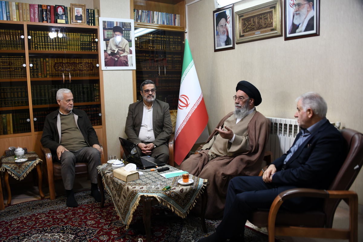 امام جمعه اصفهان و شهردار