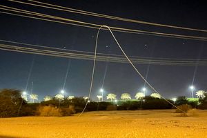 اتصالی شدید پشت دیزل های شرکت آب و برق، عامل خاموشی در کیش +فیلم