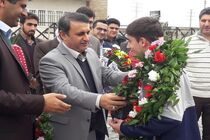 استقبال از نوجوان قهرمان صومعه سرایی مسابقات پارا آسیایی