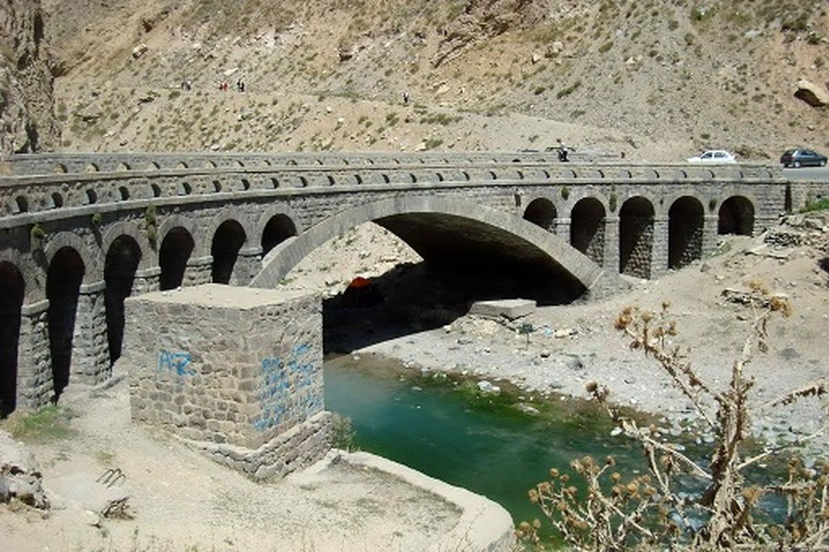 پل سنگی قلط در رینه آمل