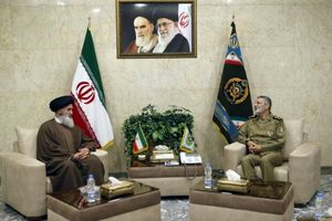 وحدت میان ارتش و سپاه در شرایط کنونی بیش از پیش ضروری است