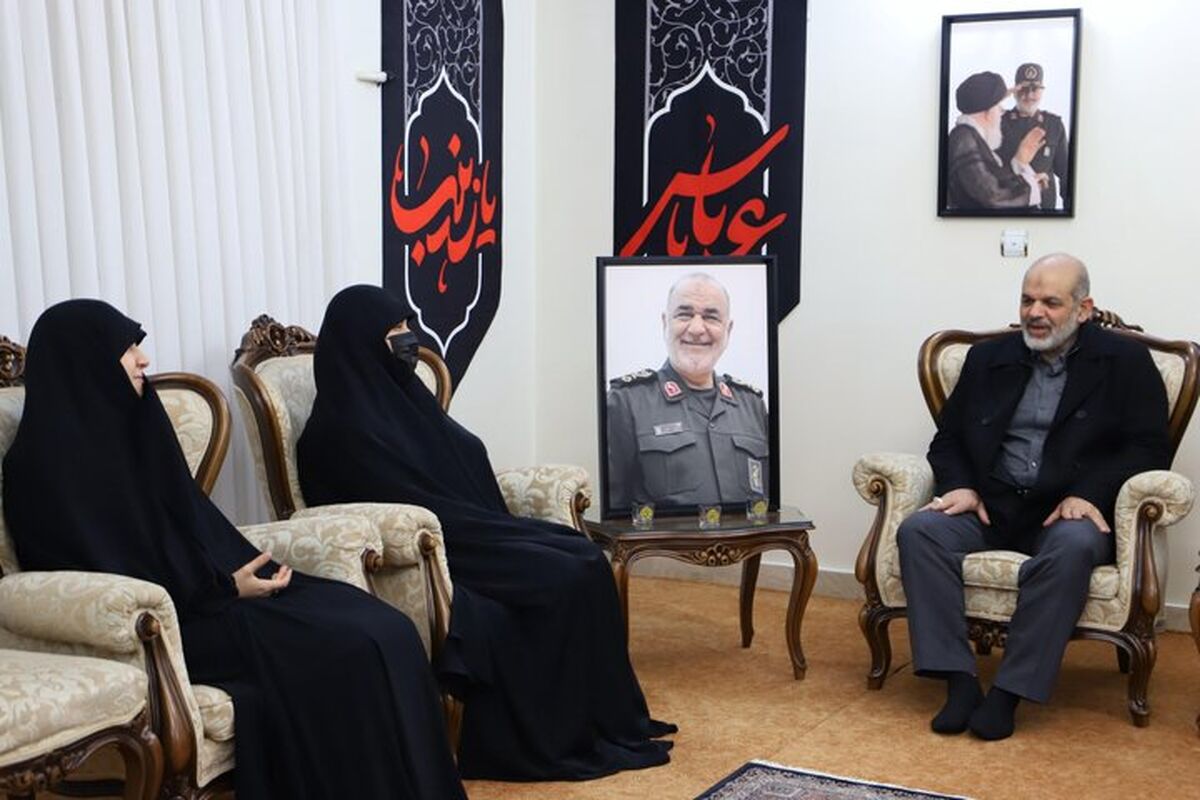 احمد وحیدی
