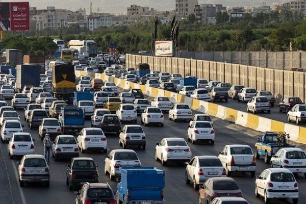 ترافیک سنگین در محورهای شمالی  ادامه دارد