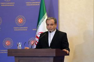 عراقچی به شایعه دیدار نماینده ایران با ایلان ماسک واکنش نشان داد