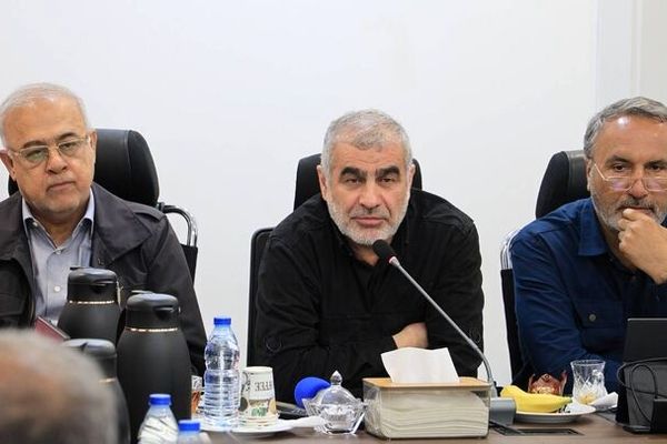طرح ۱۲ بندی مدیریت تنگه هرمز تدوین شد
