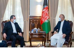 عراقچی با سرپرست وزارت امور خارجه افغانستان دیدار کرد