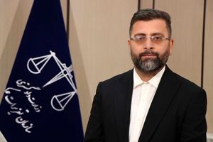 تعزیرات حکومتی از شیوه قیمت‌گذاری خودرو انتقاد کرد