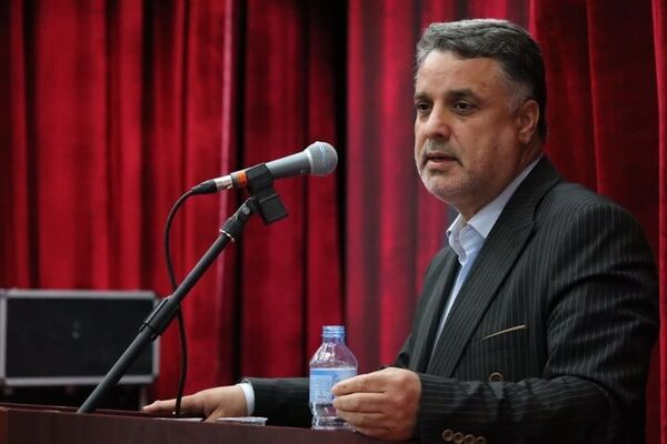 معاون وزیر بهداشت بر پیگیری مطالبات و پرهیز از برخوردهای انضباطی تأکید کرد 