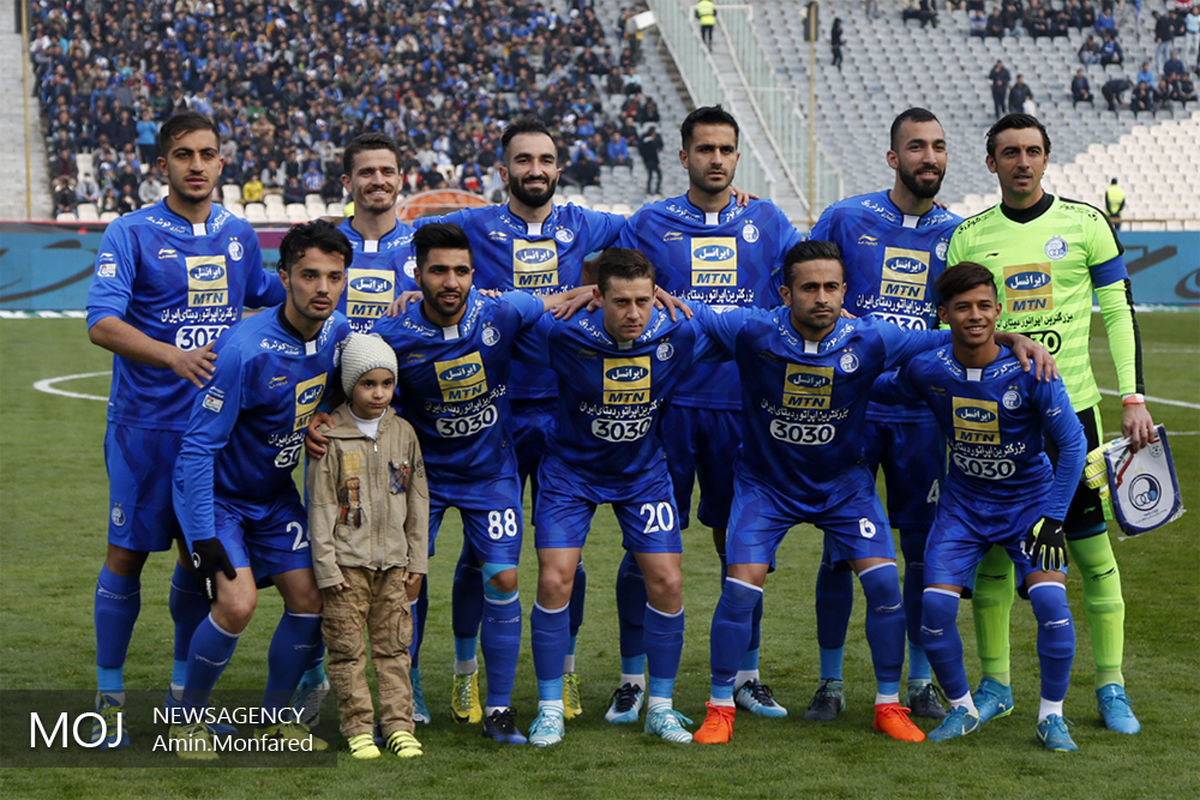 دیدار تیم های استقلال تهران و ایرانجوان بوشهر