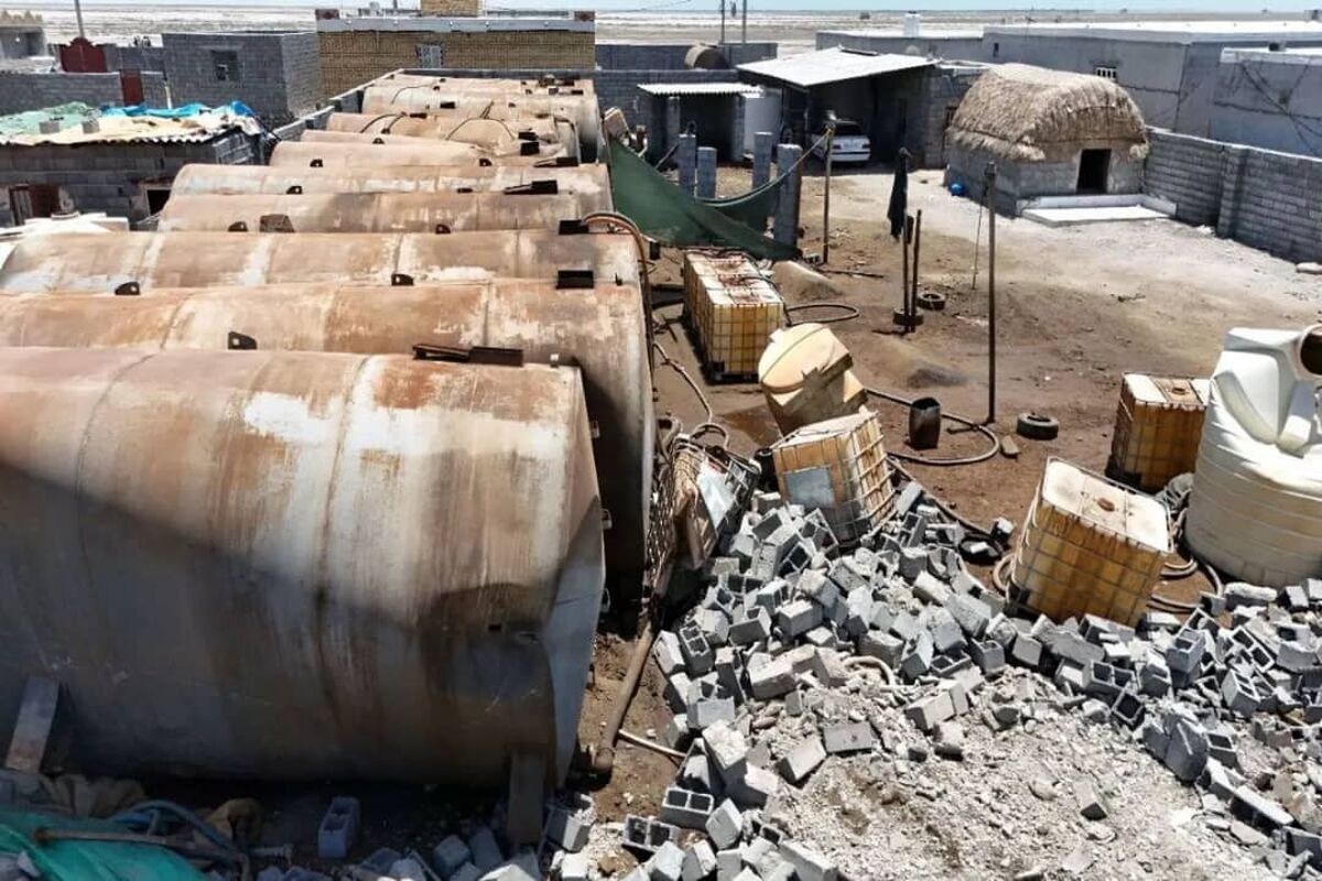 قاچاق سوخت در بندر کلاهی میناب