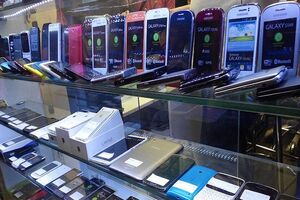 پیش بینی افزایش دو برابری قیمت موبایل در بازار/ مراقب خرید گوشی‌های رفرش شده باشید