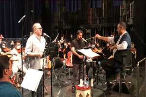 فرهاد قائمیان چهارمین روایتگر نمایش علمدار شد