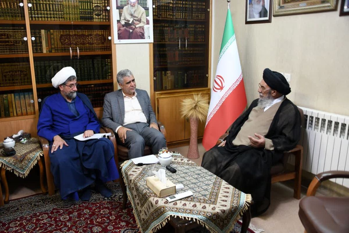 امام جمعه اصفهان