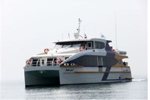 تجلیل معاون اول رئیس جمهور از ۲ ناخدای هرمزگانی