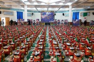 توزیع  22 هزار بسته معیشتی سپاه در کردستان آغاز شد