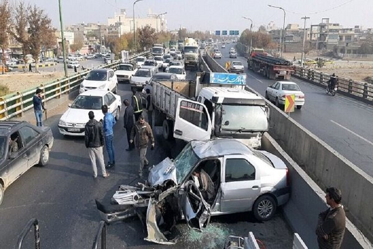 تصادف در بزرگراه