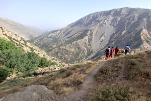 امدادرسانی به افراد گرفتار شده در ارتفاعات روستای سرپیر