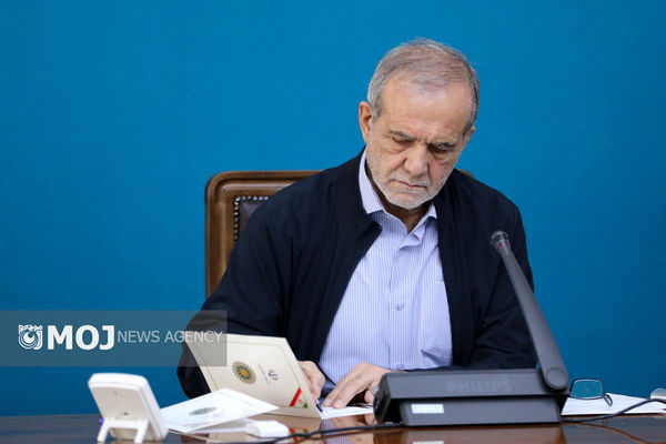 رئیس جمهور زادروز حضرت مسیح(ع) را تبریک گفت