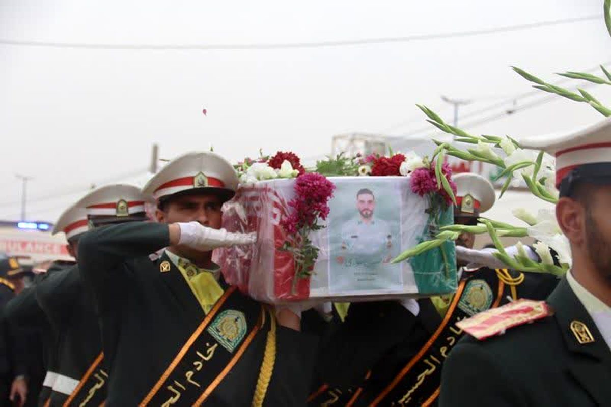 تشییع پیکر شهید 