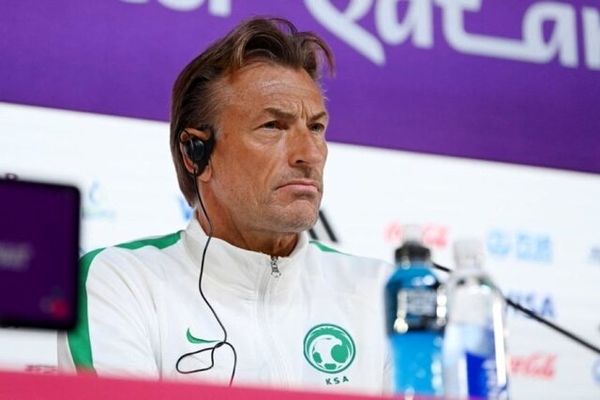 فدراسیون عربستان شایعه اخراج رنار را تکذیب کرد