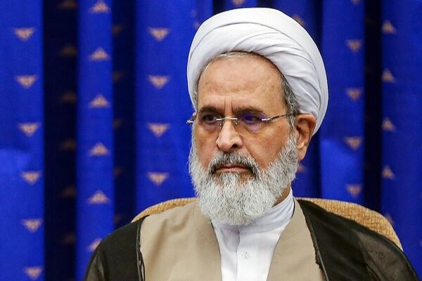 مدیر حوزه‌های علمیه وحدت را راهکار حل مشکلات جهان‌ اسلام دانست