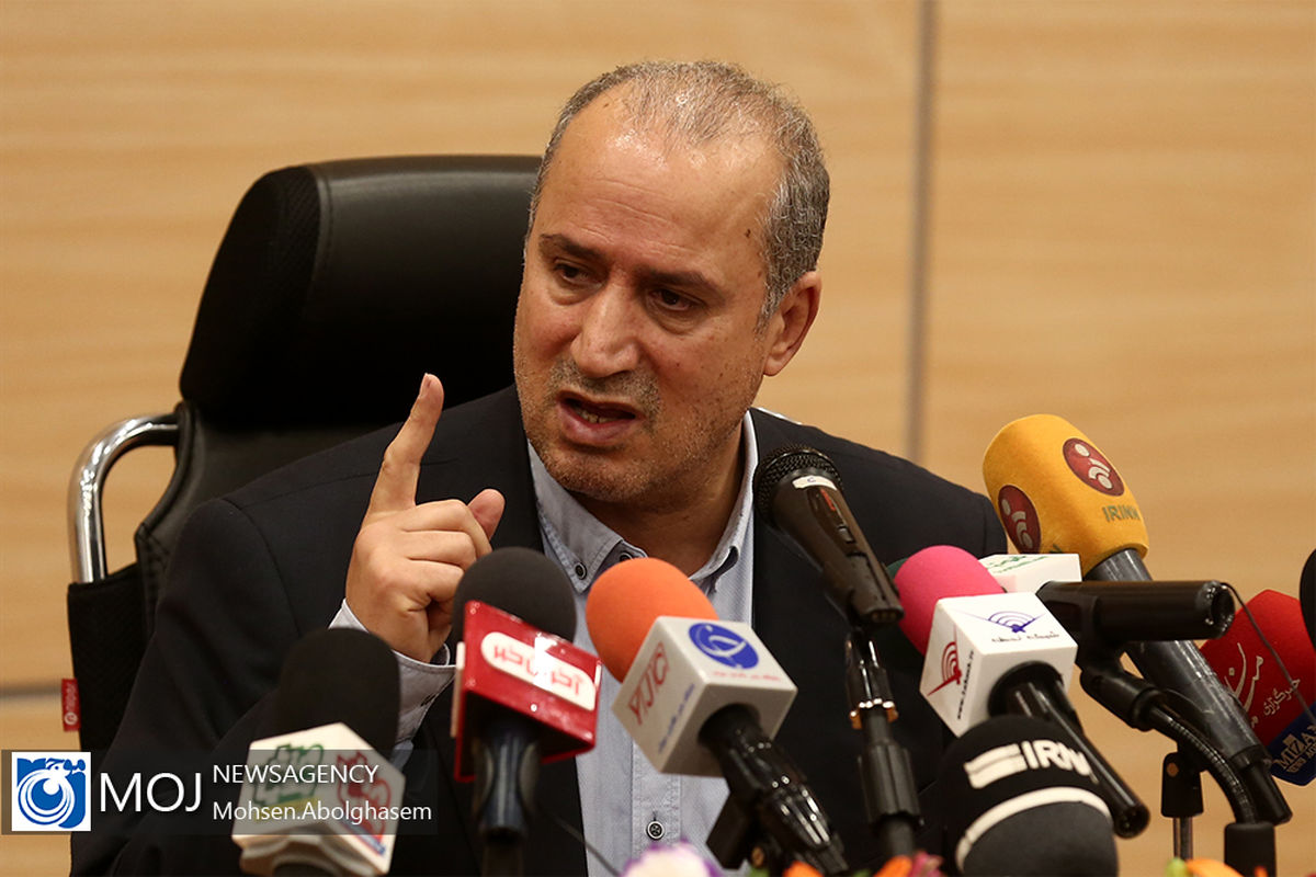 نشست خبری رییس فدراسیون فوتبال/ تاج