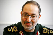 منافقین از طریق ارائه خدمات به دشمن ارتزاق می‌کند