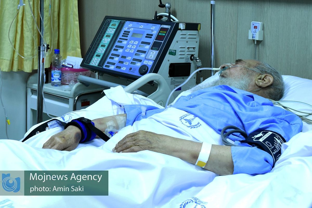 آیت الله صادقی