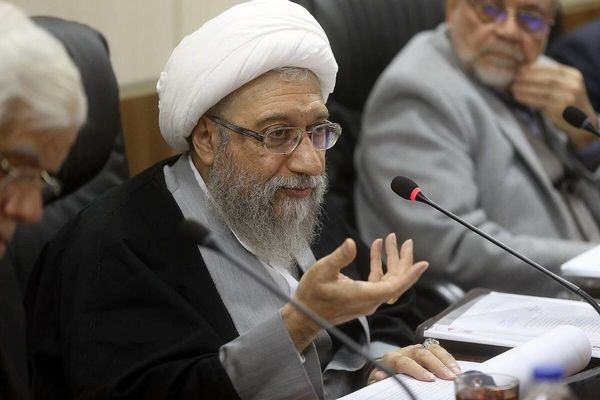 جراحی بزرگ اقتصادی ضروری است ولی در نحوه‌ی اجرا، دولت افکار عمومی و نخبگان را اقناع کند