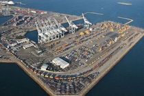 تکمیل بیش از ۷۰ درصد ظرفیت نگهداری کانتینر در بندر شهید رجایی