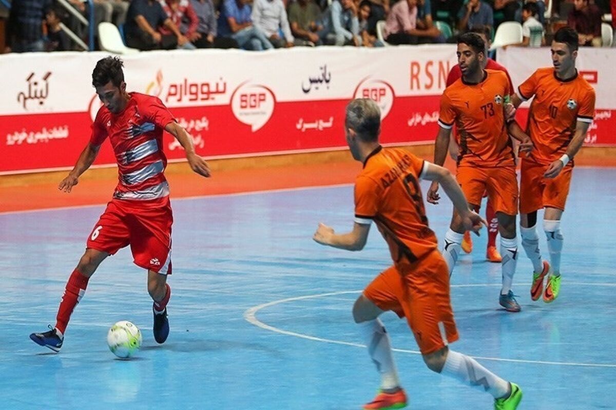 گیتی پسند و آذرخش