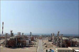 پالایشگاه هرمز و پتروشیمی پاک در هرمزگان احداث می شود