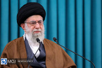 دیدار جمعی از پیشکسوتان و فرماندهان دفاع مقدس با رهبر انقلاب در روز چهارشنبه