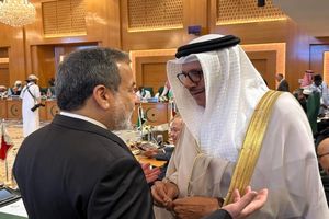 وزرای خارجه ایران و بحرین با یکدیگر دیدار کردند