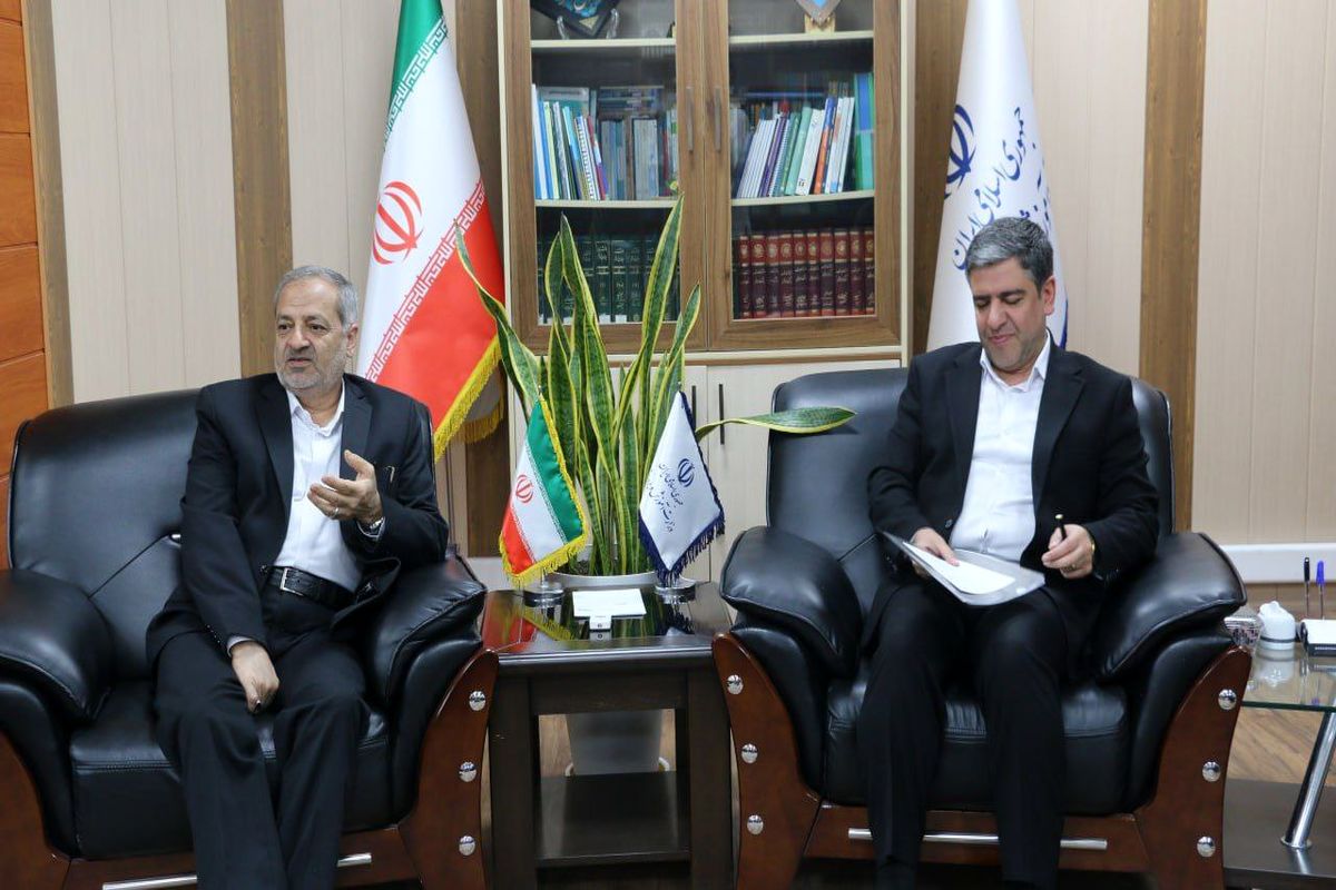 دیدار استاندار اردبیل با وزیر آموزش و پرورش  