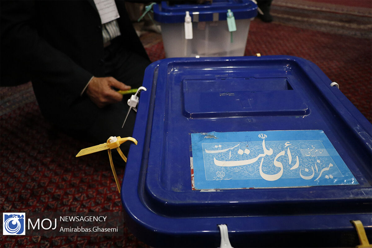 بازگشایی صندوق انتخابات و آغاز شمارش آرا در مسجد لرزاده