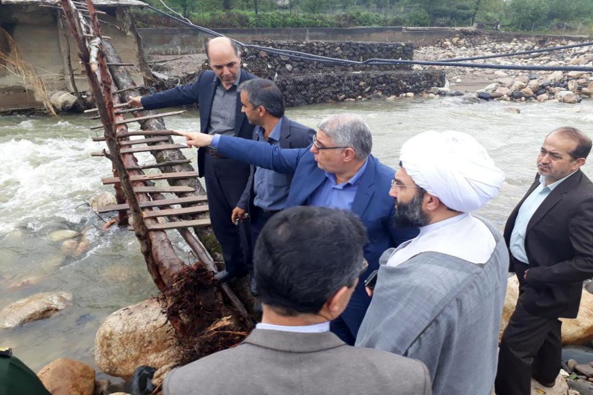 گیلان-بازدید اعضای شورای تامین فومن از مناطق سیل زده