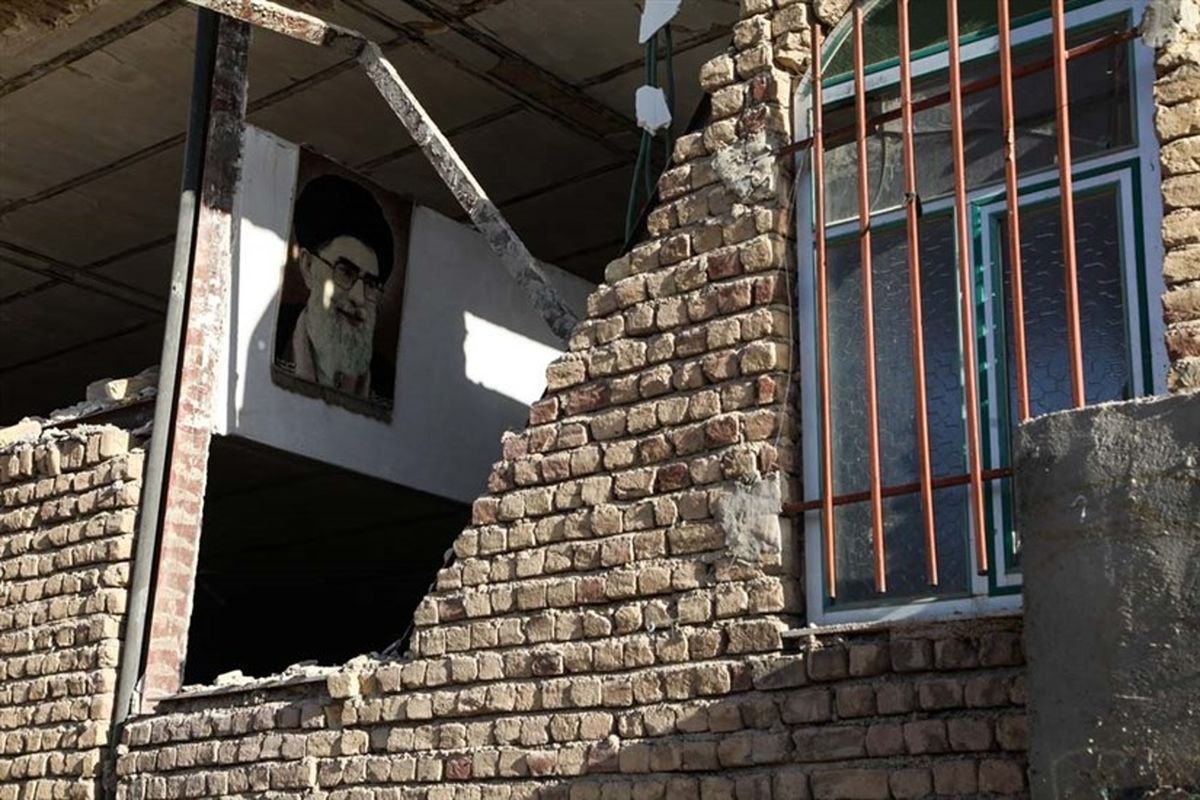 کلاس درس در جریان زلزله شدید کرمانشاه