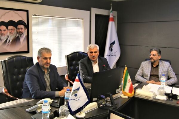 اطمینان‌بخشی از رعایت قوانین و ارائه مشاوره از وظایف اصلی ارکان نظارتی بانک است