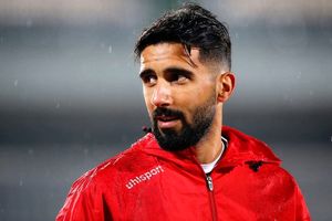 هنوز قرارداد رسمی با هیچ باشگاهی امضاء نکرده ام