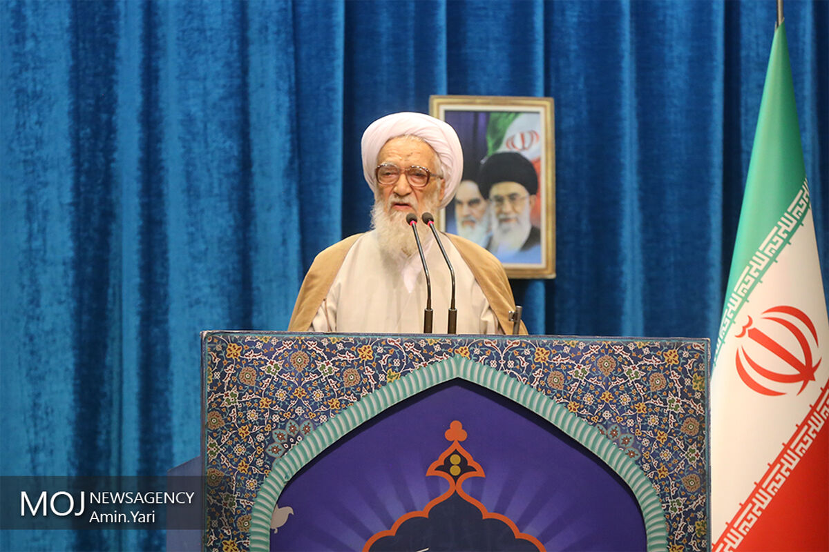 آیت الله موحدی کرمانی امام جمعه موقت تهران